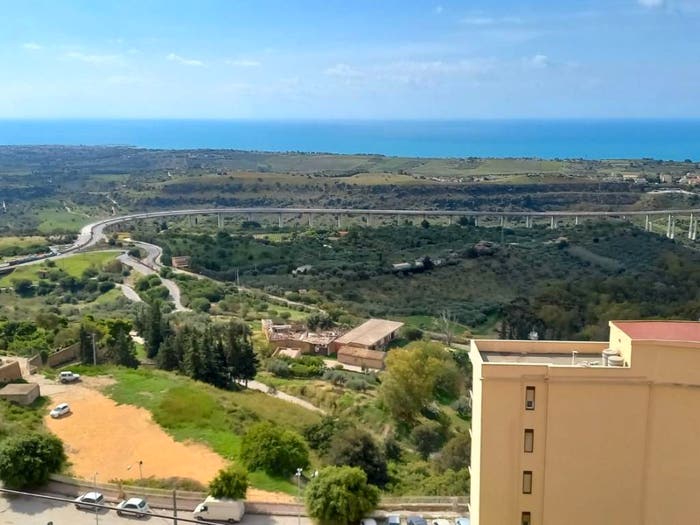 Appartamento quadrilocale in vendita in Viale Pietro Nenni, Centro Storico, Agrigento