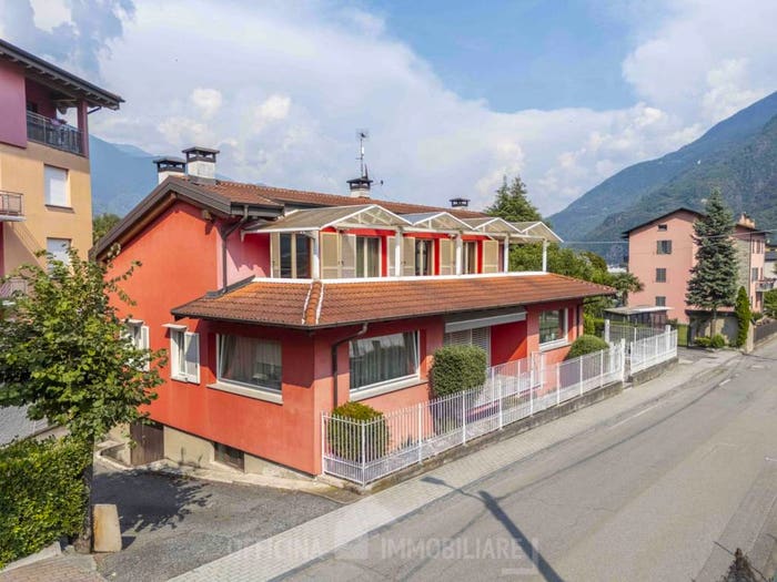 Casa quadrilocale in vendita in Via Guglielmo Marconi, Centro, Ardenno