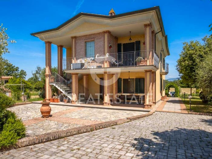 Casa con 6 locali in vendita in Via Ignazio Silone, Contrada Prati, Castiglione del Lago