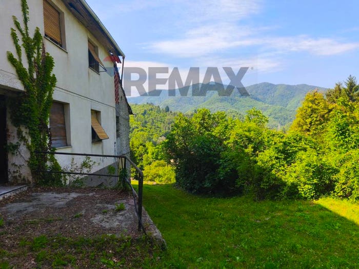 Casa con 6 locali in vendita in Piano, Murialdo