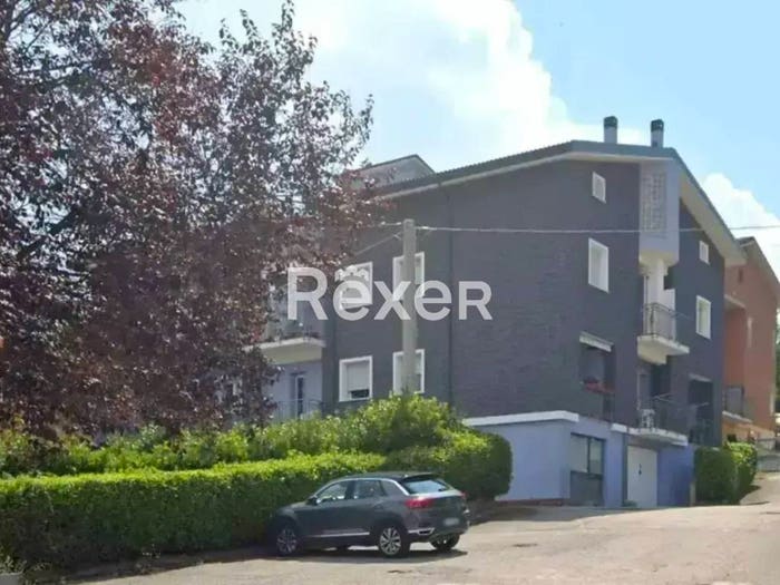 Appartamento con 5 locali in vendita in Via di Preturo, Coppito Preturo, L'Aquila