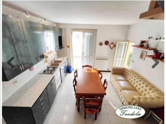 Appartamento quadrilocale in vendita in Centro, Ameglia