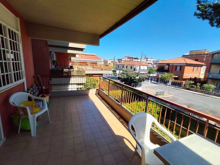 Appartamento trilocale in vendita in Via Carlo Pirzio Biroli, Ciampino