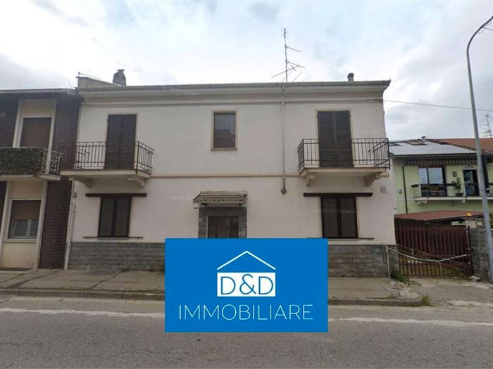 Casa con 5 locali in vendita in Corso Risorgimento, Vignale, Novara