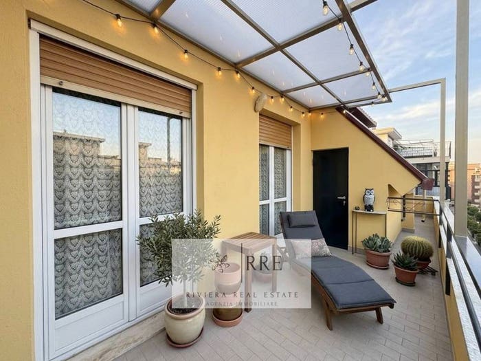 Appartamento trilocale in vendita in via Venezia, Borghetto Santo Spirito