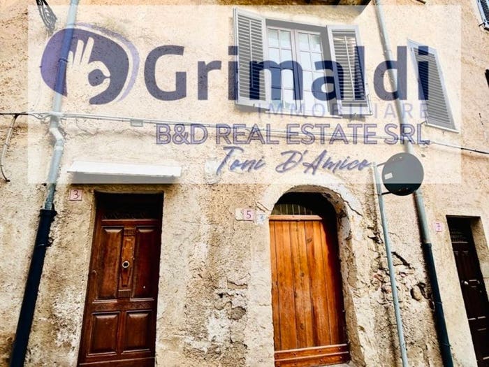 Casa trilocale in vendita in Via Malatacca, Polizzi Generosa
