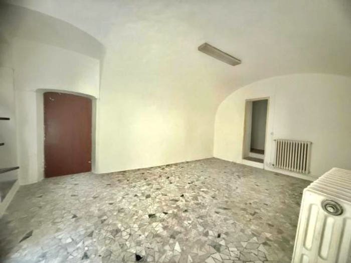 Appartamento trilocale in vendita in Via Luigi Cibrario, Lanzo Torinese