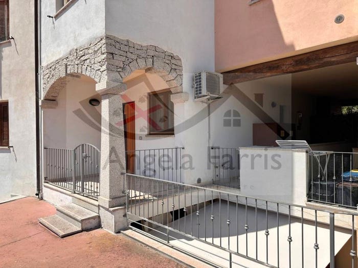 Appartamento trilocale in vendita in Via Alcide De Gasperi, Centro, Posada