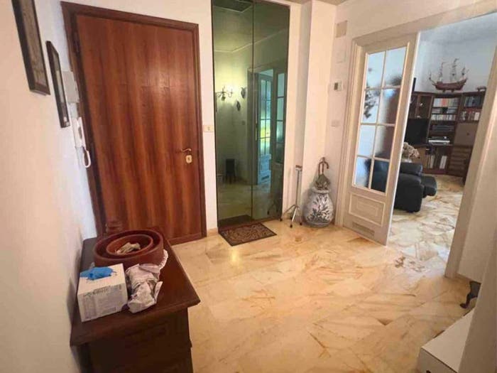 Appartamento trilocale in vendita in Via Angelo Carrara, Quarto, Genova