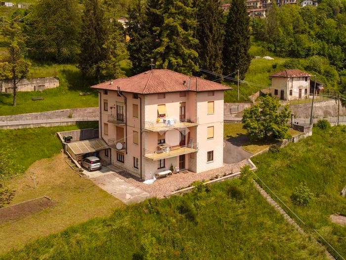 Appartamento con 6 locali in vendita in Via Caregno, Gardone Val Trompia