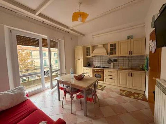 Appartamento trilocale in vendita in Circonvallazione Sud No Number, Centro, Manciano