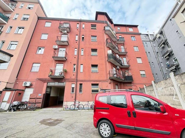 Appartamento monolocale in vendita in Strada Statale del Sempione, Centro, Pero