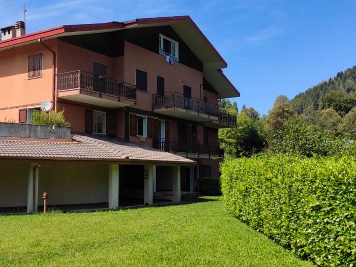 Appartamento bilocale in vendita in Via Antonio Vivaldi, Lanzo D'Intelvi, Alta Valle Intelvi