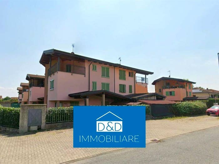 Casa con 6 locali in vendita in Via Galliano, Foglizzo