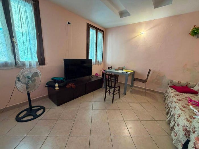 Casa trilocale in vendita in Via Vincenzo Bellini, Centro, Brescello