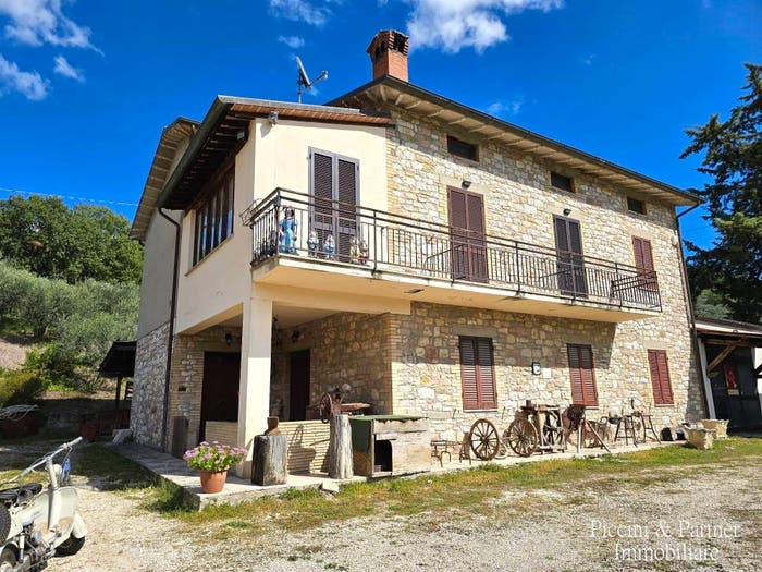 Casa con 6 locali in vendita in Località Pian della Pieve, Porziano Pian della Pieve San Presto, Assisi