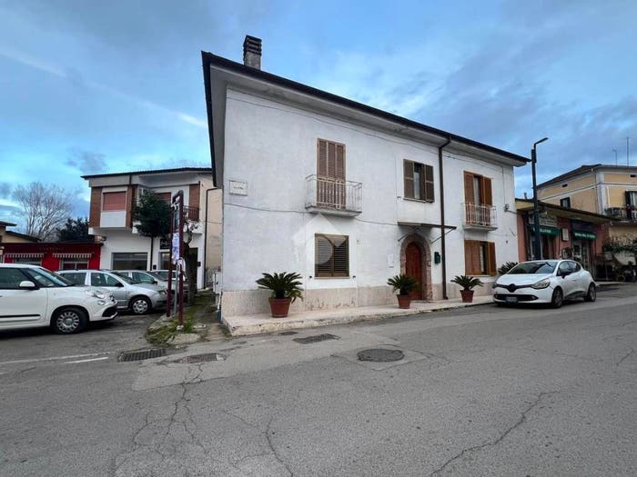 Casa con 6 locali in vendita in Via Roma, Centro, San Giorgio a Liri