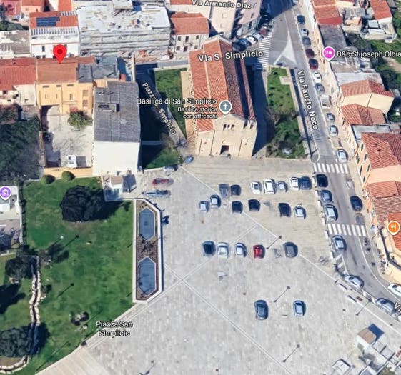 Appartamento con 6 locali in vendita in Via San Simplicio, San Simplicio, Olbia
