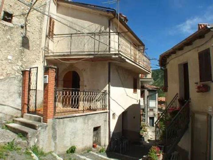 Casa trilocale in vendita in Colli Di Monte Bove No Number, Colli Di Montebove, Carsoli