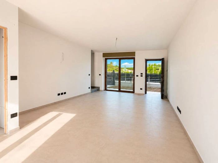 Casa con 6 locali in vendita in Via Val della Torre, Centro, Caselette