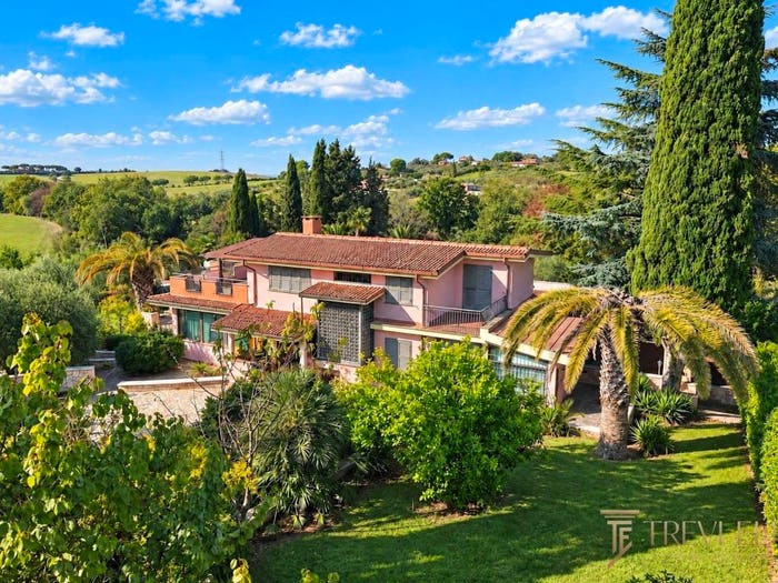 Casa con 6 locali in vendita in Via Apostoli, Fonte Nuova