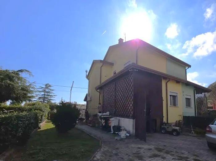Casa con 6 locali in vendita in Via Pineta, Centro, Rosolina