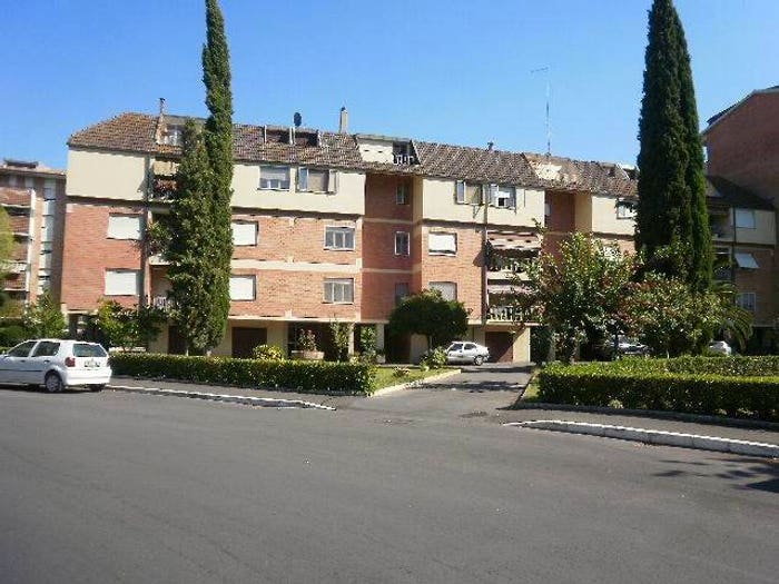 Appartamento con 6 locali in vendita in Aeroporto Gorarella, Grosseto