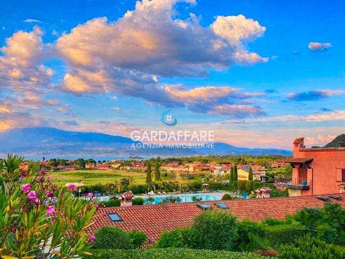 Appartamento bilocale in vendita in Pieve Vecchia Villaggio Sanghen, Manerba del Garda