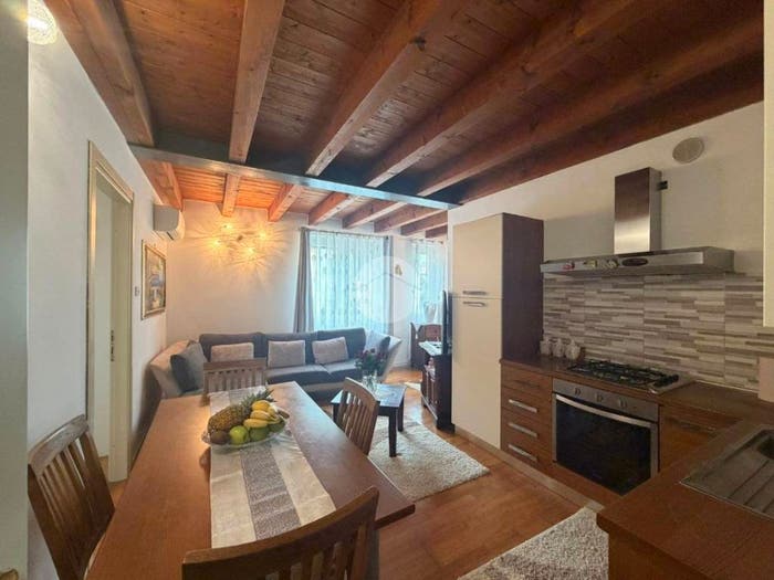 Appartamento trilocale in vendita in Via D Alighieri, Solarolo, Manerba del Garda