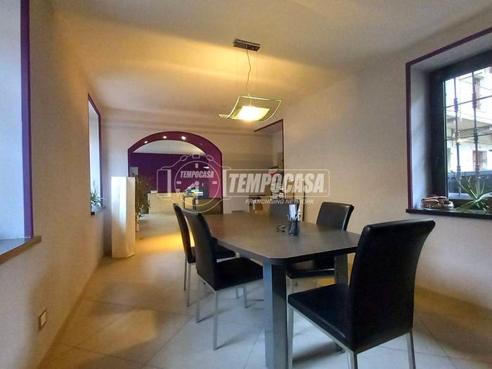 Casa con 6 locali in vendita in Via Roma, Ceresane Curanuova, Mongrando