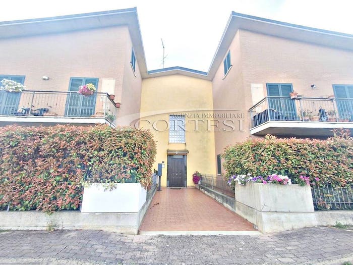 Appartamento trilocale in vendita in Via Gracco Mosci, Casa del Diavolo, Perugia
