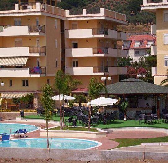 Appartamento quadrilocale in vendita in Localita Marina De Luca, Nocera Terinese