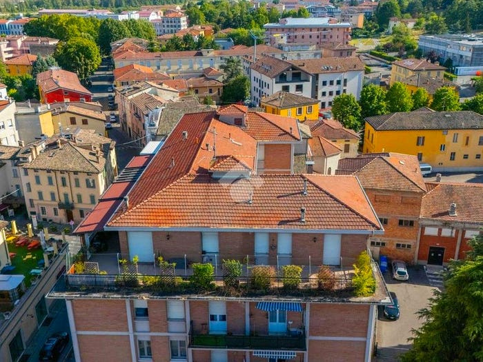 Casa quadrilocale in vendita in Via Mazzini, Centro, Langhirano