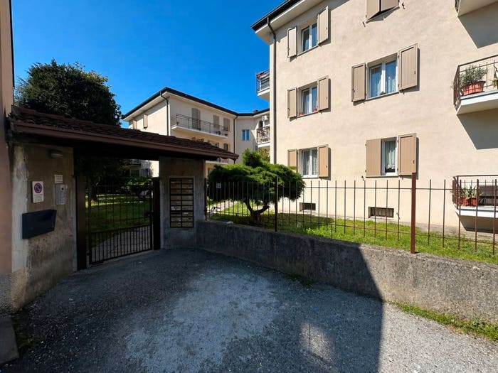 Appartamento trilocale in vendita in Via Camillo Benso di Cavour, Centro, Ghedi