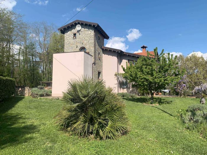 Casa con 6 locali in vendita in Via San Rocco, Centro, Licciana Nardi