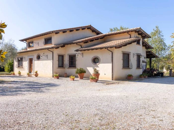 Casa con 6 locali in vendita in via santa lucia, Poggio Mirteto