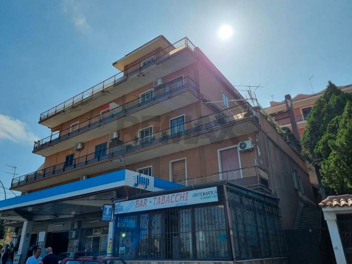 Appartamento con 6 locali in vendita in Centro, Melilli
