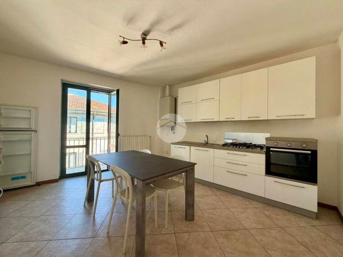 Appartamento bilocale in vendita in Via Roma, Centro, Orzinuovi