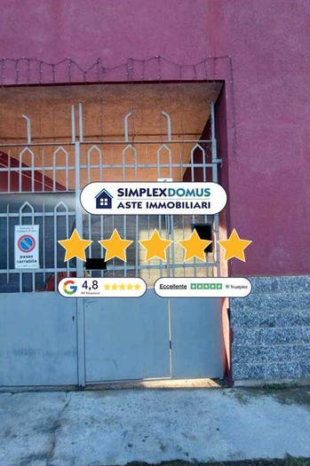 Appartamento con 5 locali in vendita in Via Umbria, Centro, Castano Primo