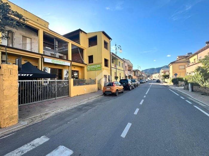 Appartamento quadrilocale in vendita in Via Nazionale, Centro, Villaputzu