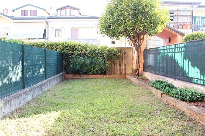 Appartamento bilocale in vendita in Via Guglielmo Bortolazzi, Castel d'Azzano
