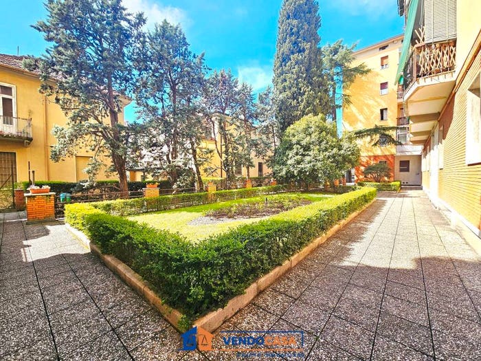 Appartamento con 5 locali in vendita in Via Gabriele Camozzi, Porta Milano, Brescia