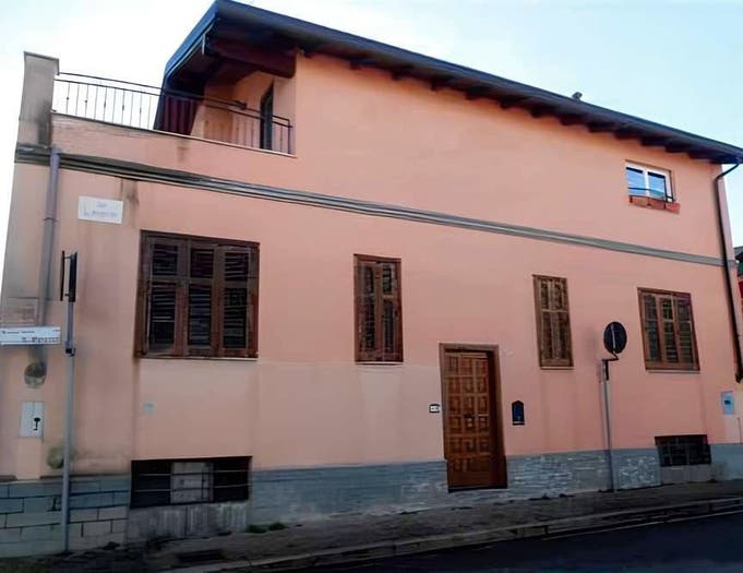 Appartamento quadrilocale in vendita in Via GUGLIELMO MARCONI, Vittuone