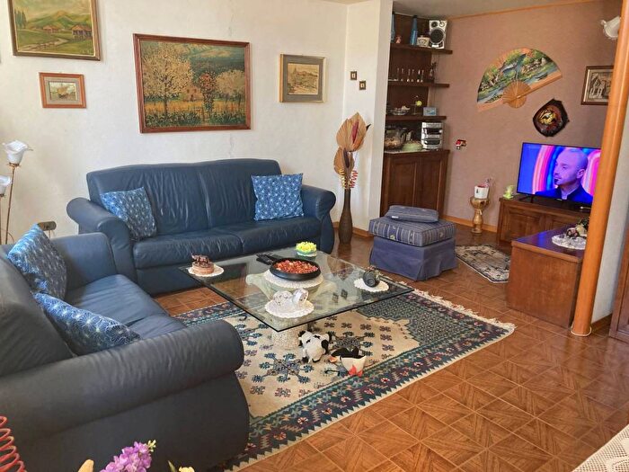 Appartamento con 6 locali in vendita in Adriatico, Ancona