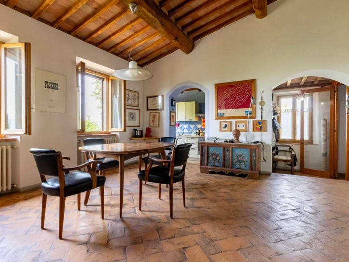 Casa con 6 locali in vendita in Poggibonsi