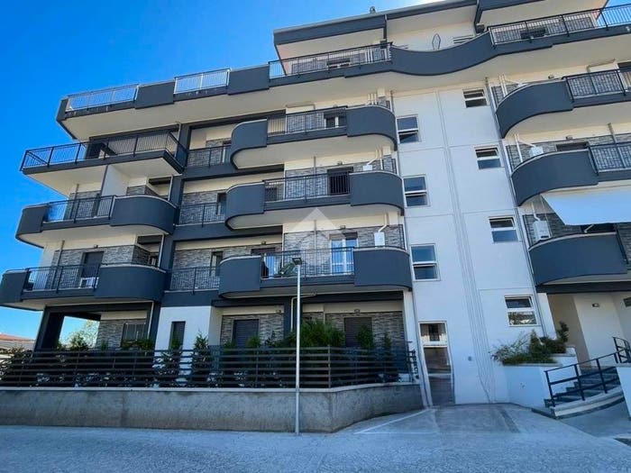 Appartamento quadrilocale in vendita in Via Aquitania, CoriglianoRossano