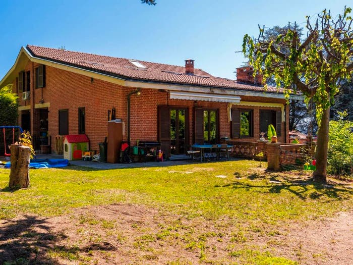 Appartamento con 6 locali in vendita in Strada Castelvecchio, Santa Brigida, Moncalieri
