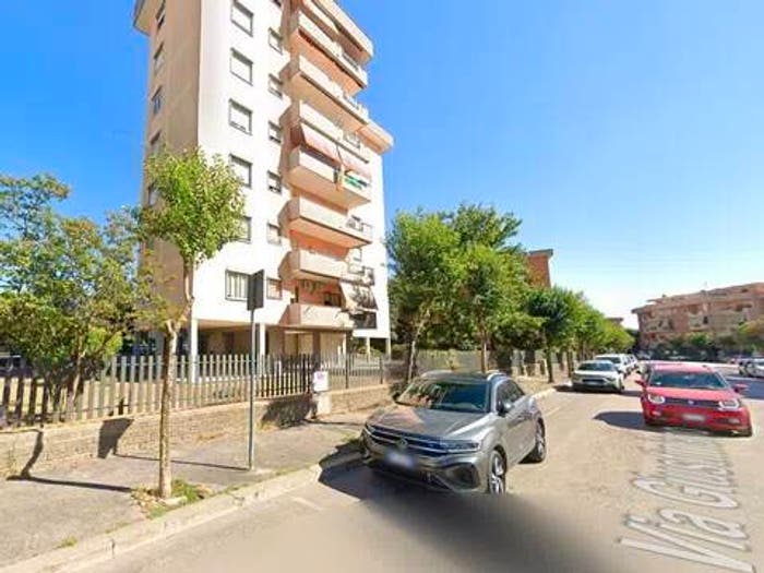 Appartamento con 6 locali in vendita in Via Giustiniano, Centro, Aprilia