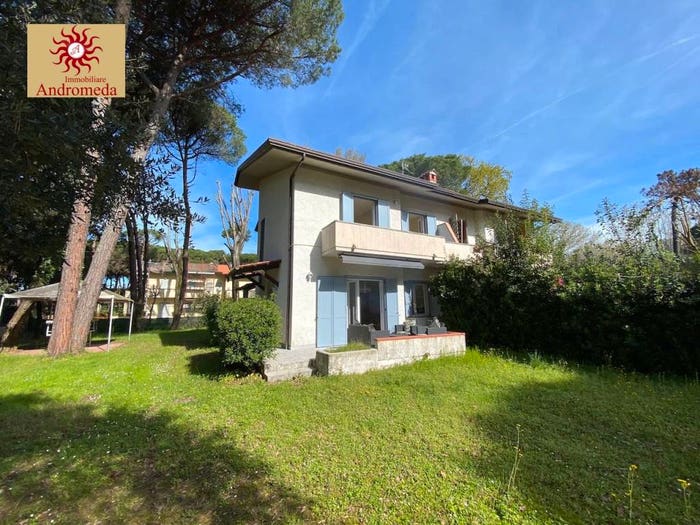 Casa con 5 locali in vendita in Via Antonio Canova, Vittoria Apuana, Forte dei Marmi