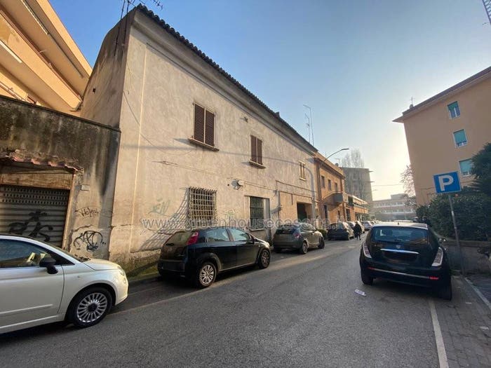Appartamento quadrilocale in vendita in Via delle Ville, Centro Storico Corso Trieste, Caserta